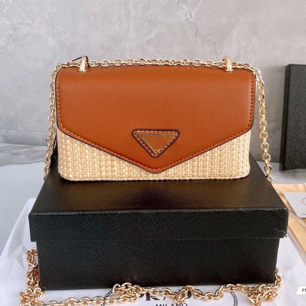 women shoulder bag designer messengerbag luxury crossbody bags square handbag triangle splicing purse lady 18cm mini
women shoulder bag designer messengerbag luxury crossbody bags square handbag triangle splicing purse lady 18cm mini