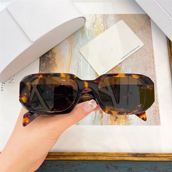 beach sun glasses sunglasses woman sunglasses for men suns with sunglassess designer antirection polarizing uv380 pc new classical triangle, White;black
beach sun glasses sunglasses woman sunglasses for men suns with sunglassess designer antirection polarizing uv380 pc new classical triangle, White;black