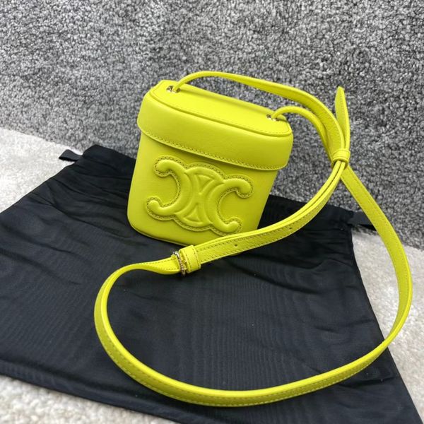 designers women handbag printed flower mahjong bag with frame double-sided wide chain shoulder strap crossbody bag
designers women handbag printed flower mahjong bag with frame double-sided wide chain shoulder strap crossbody bag