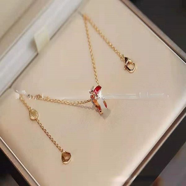 new snake-shaped pendant diamond-embedded personality simple high-grade european and american retro clavicle chain, Silver
new snake-shaped pendant diamond-embedded personality simple high-grade european and american retro clavicle chain, Silver