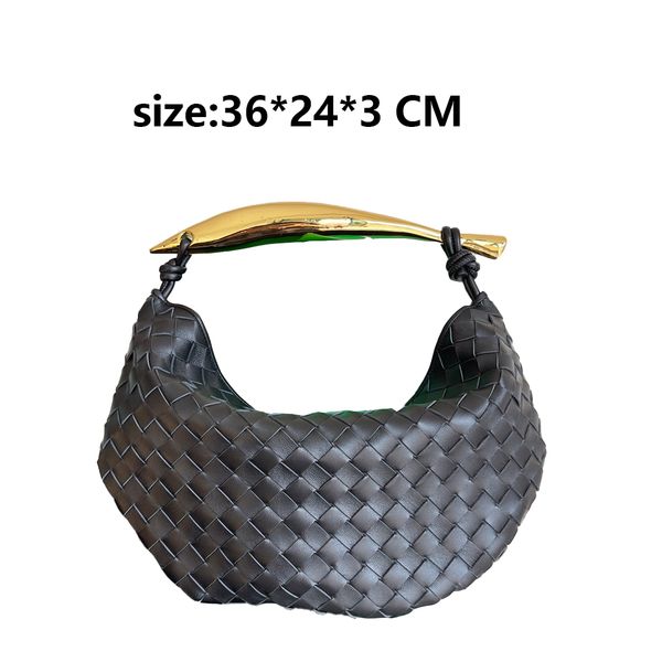 designer bags luxury leather knitting clutch bag knitting bird aculpture artwork
designer bags luxury leather knitting clutch bag knitting bird aculpture artwork