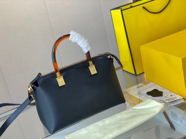 evening bags fashion bag woman luxurys designers bags genuine leather handbags messenger crossbody chain shoulder bag totes lady wallet
evening bags fashion bag woman luxurys designers bags genuine leather handbags messenger crossbody chain shoulder bag totes lady wallet