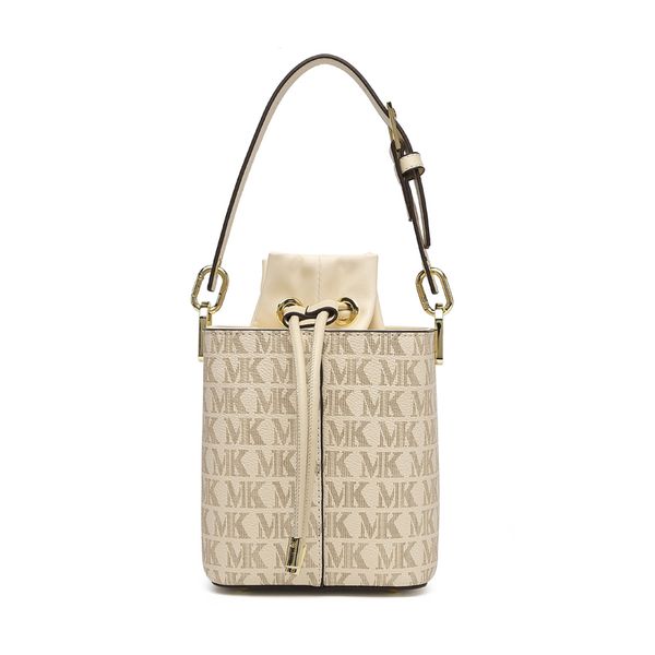 women's camera tassel quilted bag classic genuine leather metal chain handbags mother's day luxury designer tote shoulder strap fa
women's camera tassel quilted bag classic genuine leather metal chain handbags mother's day luxury designer tote shoulder strap fa