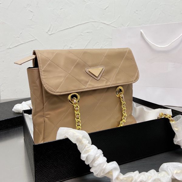 handbags bags designer women bag luxury designers shoulder womens nylon chain handbag crossbody bags fashion all-match wallet coin purse 230
handbags bags designer women bag luxury designers shoulder womens nylon chain handbag crossbody bags fashion all-match wallet coin purse 230