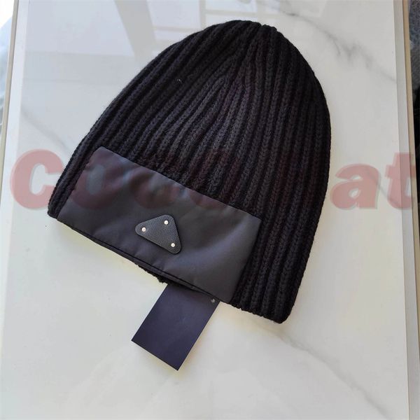 visors 140762 winter beanies hat fashion luxury designer outdour black wool hats design keep warm for men women knitted 230107, Blue;gray
visors 140762 winter beanies hat fashion luxury designer outdour black wool hats design keep warm for men women knitted 230107, Blue;gray