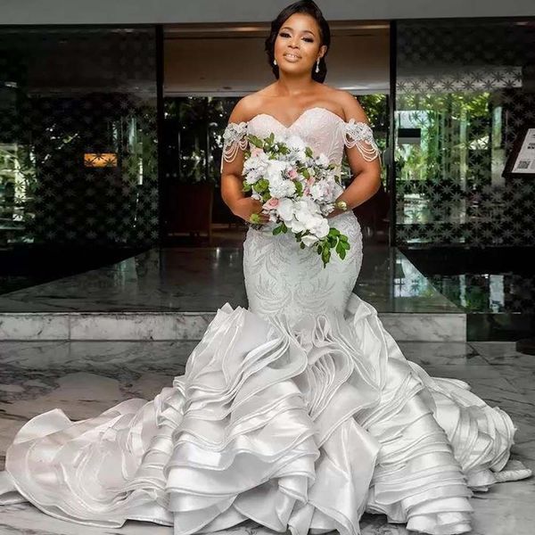 2023 designer mermaid wedding dresses bridal gown beaded lace applique off the shoulder ruffles beaded side slit custom made vestidos de nov, White
2023 designer mermaid wedding dresses bridal gown beaded lace applique off the shoulder ruffles beaded side slit custom made vestidos de nov, White