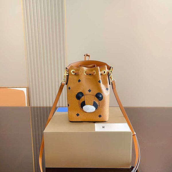 new panda bucket bags shoulder bags mcbag designer bag women mini purse handbag luxury crossbody bags woman designers purse wallet fashion s
new panda bucket bags shoulder bags mcbag designer bag women mini purse handbag luxury crossbody bags woman designers purse wallet fashion s