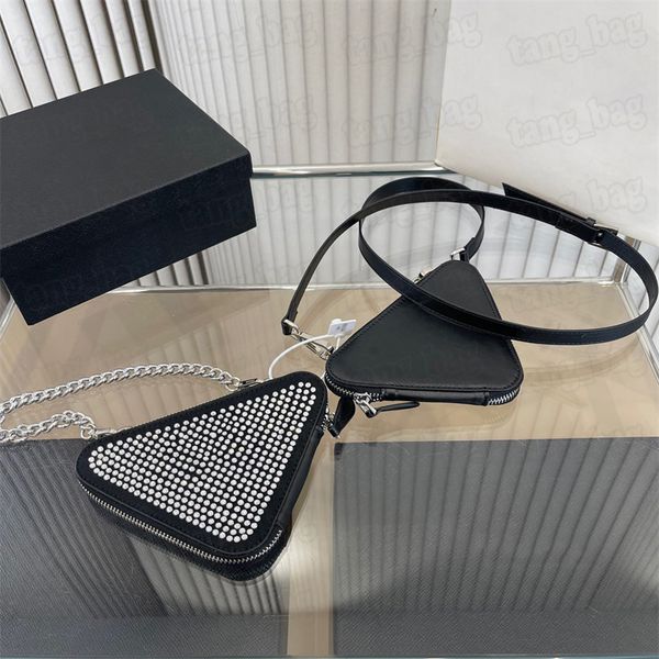 designer triangle round cross body bags mini handbags clutch coin purse bag a quality women classic diomand chain purse, Red;black
designer triangle round cross body bags mini handbags clutch coin purse bag a quality women classic diomand chain purse, Red;black