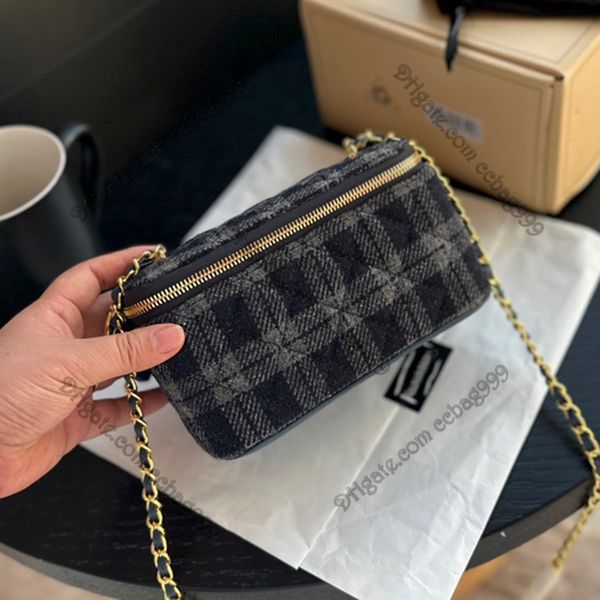 mini zipper vanity cases square cosmetic bags box black grey two-tone tweed quilted lattice designer wallets with chain ladies luxury handba
mini zipper vanity cases square cosmetic bags box black grey two-tone tweed quilted lattice designer wallets with chain ladies luxury handba