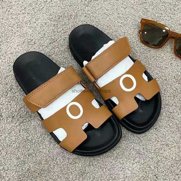 designer chypre slippers beach classic flat sandals luxury summer lady leather flip flops men women slides size 35-44, Black
designer chypre slippers beach classic flat sandals luxury summer lady leather flip flops men women slides size 35-44, Black