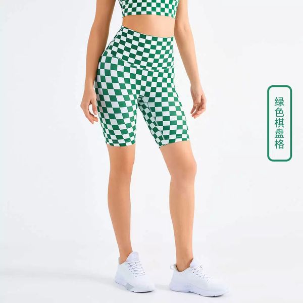 plaid yoga shorts gym clothes women biker golf beach shorts checkerboard capris running tights high waist nude fitness leggings, White;black
plaid yoga shorts gym clothes women biker golf beach shorts checkerboard capris running tights high waist nude fitness leggings, White;black