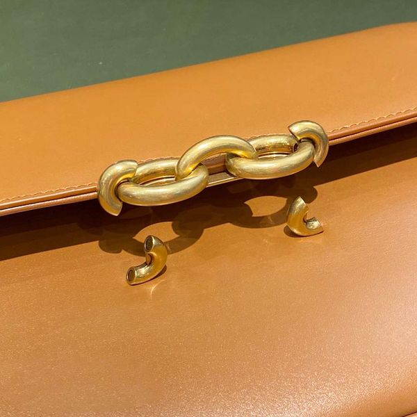 handbag quality designer bags shoulder bags purse fashion women classic crossbody clutch messenger pruse chain origina high ladies accessori
handbag quality designer bags shoulder bags purse fashion women classic crossbody clutch messenger pruse chain origina high ladies accessori