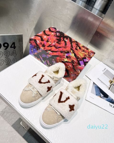 2022 new fashion luxury designer women's shoes italian sneaker low sneakers rubber outsole printing classic training shoes quality, Black
2022 new fashion luxury designer women's shoes italian sneaker low sneakers rubber outsole printing classic training shoes quality, Black
