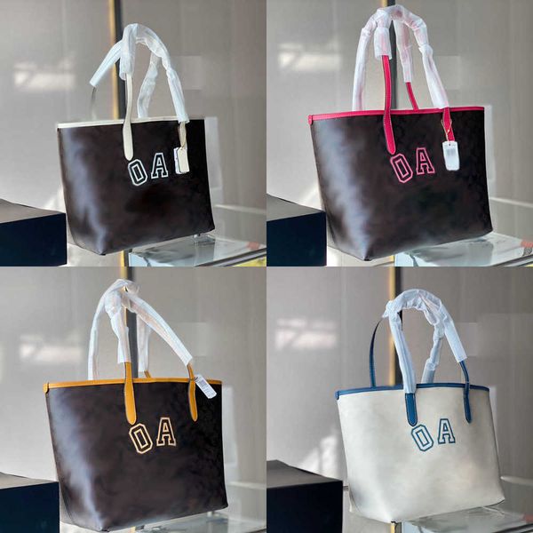 evening bags totes coabag tote women designer leather handbag c letter messenger crossbody large capacity shopper purse 221019
evening bags totes coabag tote women designer leather handbag c letter messenger crossbody large capacity shopper purse 221019