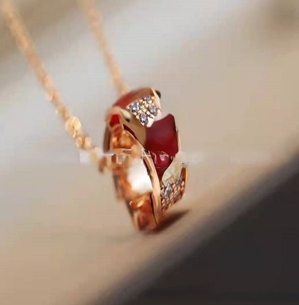 snake-shaped pendant diamond-embedded personality simple high-grade european and american retro clavicle chain, Silver
snake-shaped pendant diamond-embedded personality simple high-grade european and american retro clavicle chain, Silver