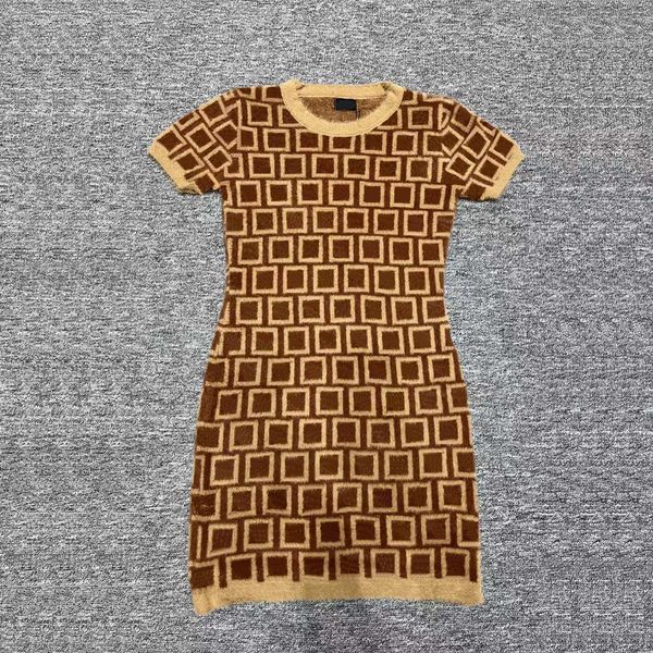 women casual dresses classic knit dress fashion letter pattern summer short sleeve women clothing, Black;gray
women casual dresses classic knit dress fashion letter pattern summer short sleeve women clothing, Black;gray