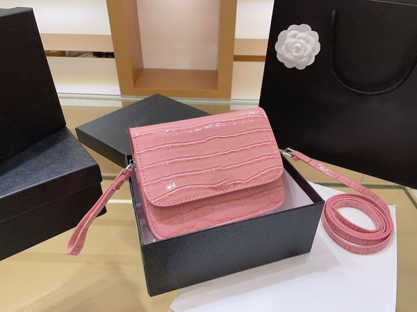 one shoulder bag brightening leather fashion crossbody bag luxury handbag women designer bag purse clamshell design interior zipper 2023
one shoulder bag brightening leather fashion crossbody bag luxury handbag women designer bag purse clamshell design interior zipper 2023