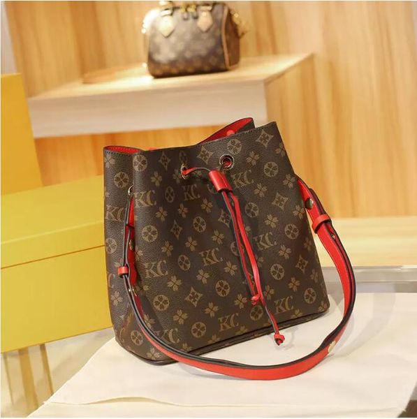 2023 designers sale vintage bucket handbag women bags handbags wallets for leather chain bag crossbody and shoulder handbag
2023 designers sale vintage bucket handbag women bags handbags wallets for leather chain bag crossbody and shoulder handbag