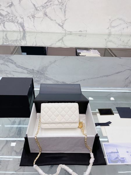 fashion new leather one shoulder bag luxury designer bag 2023 winter women handbag crossbody bag tote bag purse gold ball 7 colors casual
fashion new leather one shoulder bag luxury designer bag 2023 winter women handbag crossbody bag tote bag purse gold ball 7 colors casual