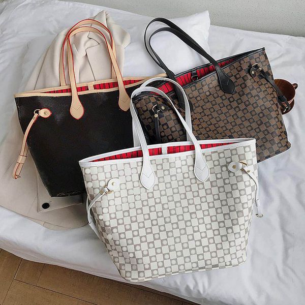 bags totes handbag designer bag women classic imitation brand plaid one shoulder shopping bag versatile commuting party wallet
bags totes handbag designer bag women classic imitation brand plaid one shoulder shopping bag versatile commuting party wallet