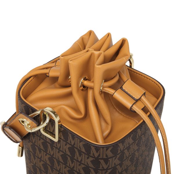 designer bucket bag women fashion tote shoulder crossbody bags small handbag valentine's day basket two sizes mother's day
designer bucket bag women fashion tote shoulder crossbody bags small handbag valentine's day basket two sizes mother's day