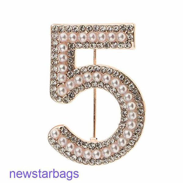 manufacturer gift wholesale brooch personality women's diamond pearl number 5 brooch pin scarf button, Gray
manufacturer gift wholesale brooch personality women's diamond pearl number 5 brooch pin scarf button, Gray