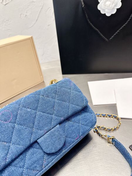 graffiti blue denim fashion one shoulder bag 2023 luxury designer women bag handbag crossbody bag clamshell purse autumn and winter
graffiti blue denim fashion one shoulder bag 2023 luxury designer women bag handbag crossbody bag clamshell purse autumn and winter