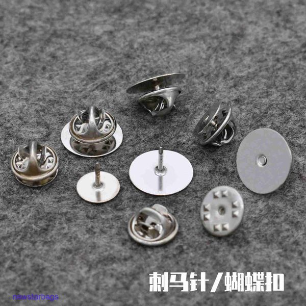 manufacturer gift wholesale environment-friendly copper metal bayonet brooch butterfly buckle badge diy accessories clothing, Gray
manufacturer gift wholesale environment-friendly copper metal bayonet brooch butterfly buckle badge diy accessories clothing, Gray