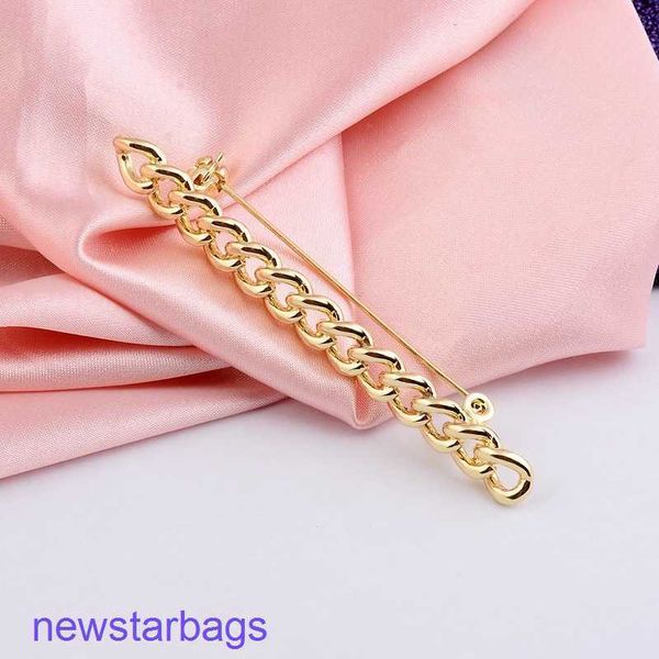 manufacturer gift wholesale fashion personality chain brooch versatile pin clothing accessories full, Gray
manufacturer gift wholesale fashion personality chain brooch versatile pin clothing accessories full, Gray