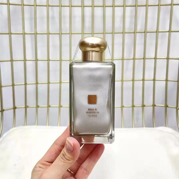 air freshener christmas perfume attractive fragrance woman perfume 100ml rose magnolia women cologne quality
air freshener christmas perfume attractive fragrance woman perfume 100ml rose magnolia women cologne quality