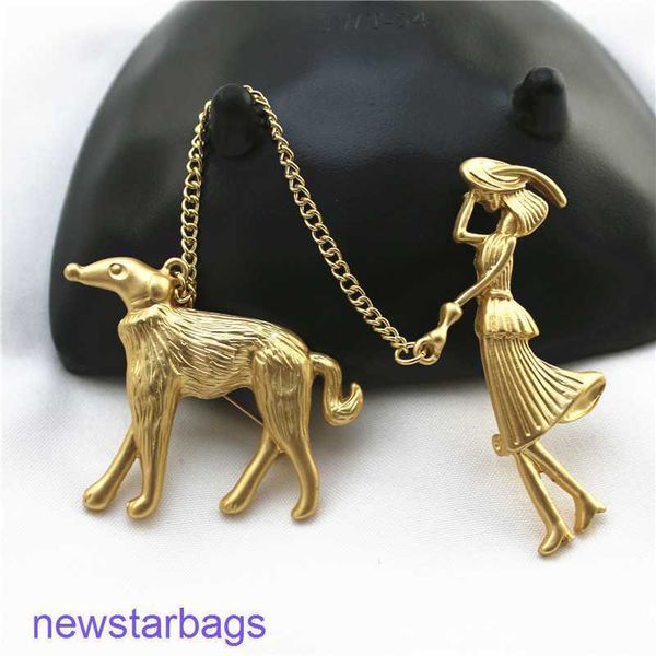 manufacturer gift wholesale qingdao alloy gilded antique woman and dog brooch matte gold, Gray
manufacturer gift wholesale qingdao alloy gilded antique woman and dog brooch matte gold, Gray