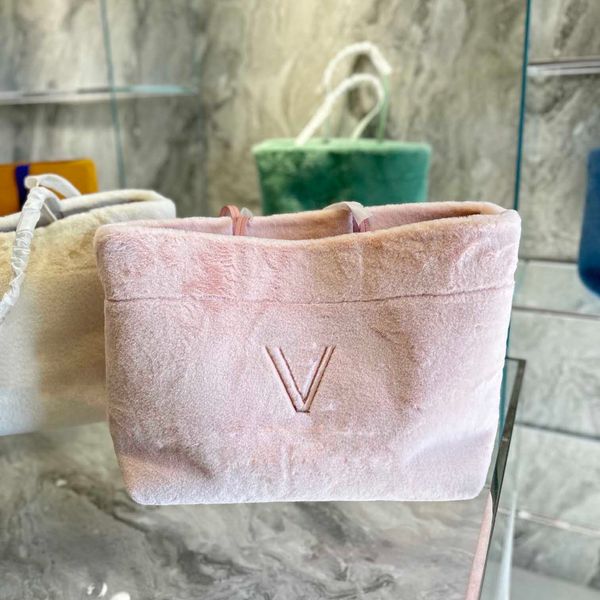 bags totes handbag designer bag women classic imitation brand simple warm plush letter shoulder bag large capacity commuter party wallet
bags totes handbag designer bag women classic imitation brand simple warm plush letter shoulder bag large capacity commuter party wallet