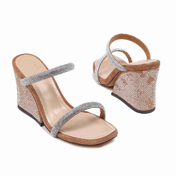 fashion dress shoes 2023 louiseity women leather high heel metal buckle letter logo wedding party business casual flat shoes viutonity 04-05, Black
fashion dress shoes 2023 louiseity women leather high heel metal buckle letter logo wedding party business casual flat shoes viutonity 04-05, Black