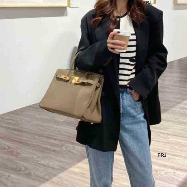 designer birkin bags herme handbags bag female 2023 new litchi pattern platinum messenger versatile autumn winter leather kelys portable lar
designer birkin bags herme handbags bag female 2023 new litchi pattern platinum messenger versatile autumn winter leather kelys portable lar