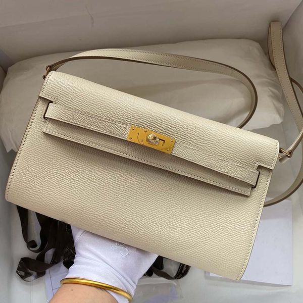 crossbody fashion handbag classic shouler bags luxury cesigner fashion large capacity outdoor travel handbag crossbody metal chain flap shou
crossbody fashion handbag classic shouler bags luxury cesigner fashion large capacity outdoor travel handbag crossbody metal chain flap shou