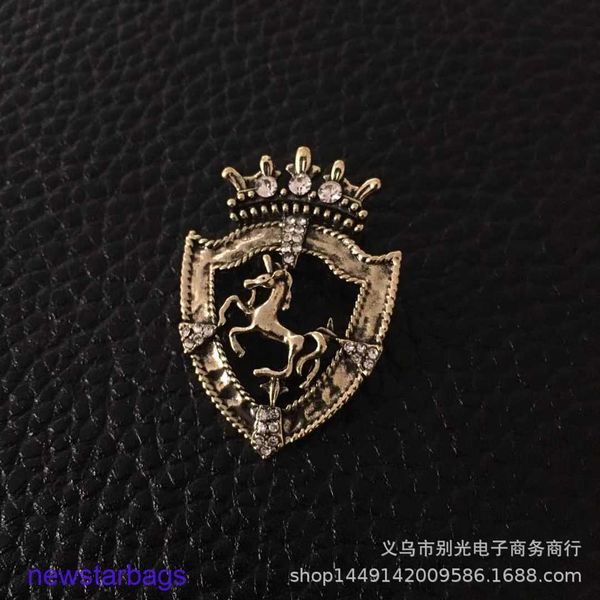 manufacturer gift wholesale brooch badge shield alloy jewelry clothing accessories yiwu antique pins, Gray
manufacturer gift wholesale brooch badge shield alloy jewelry clothing accessories yiwu antique pins, Gray