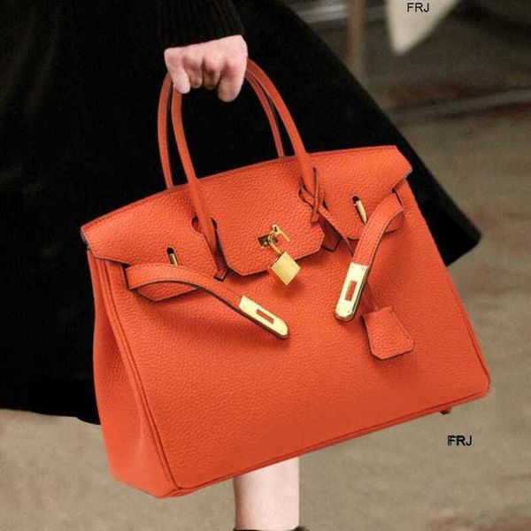 designer birkin bags herme handbags first layer cowhide womens bag 2023 new fashion highcapacity litchi pattern platinum leather hand have h
designer birkin bags herme handbags first layer cowhide womens bag 2023 new fashion highcapacity litchi pattern platinum leather hand have h