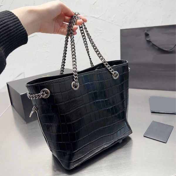 shoulder bags buckle bags designer bags women leather shoulder bag fashion chain black crossbody purses lager luxurys handbags 230109
shoulder bags buckle bags designer bags women leather shoulder bag fashion chain black crossbody purses lager luxurys handbags 230109