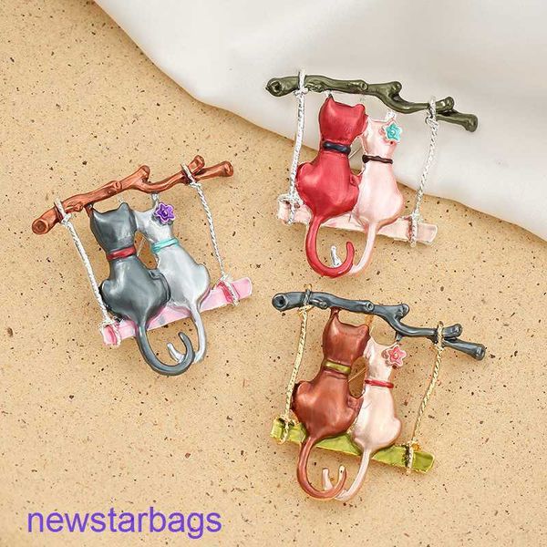 manufacturer gift wholesale new oil dripping cat brooch women's exquisite suit pin silk scarf button alloy couple accessories, Gray
manufacturer gift wholesale new oil dripping cat brooch women's exquisite suit pin silk scarf button alloy couple accessories, Gray