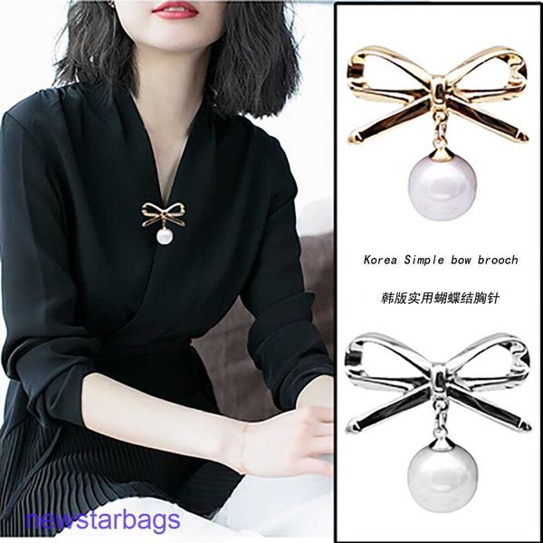 manufacturer gift wholesale new creative practical versatile jewelry anti-light pearl brooch fashionable bow accessory pin female, Gray
manufacturer gift wholesale new creative practical versatile jewelry anti-light pearl brooch fashionable bow accessory pin female, Gray