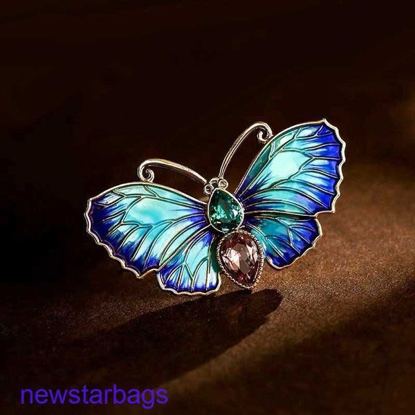 manufacturer gift wholesale fashion butterfly brooch alloy animal insect brooch dripping oil clothing accessories silk scarf button, Gray
manufacturer gift wholesale fashion butterfly brooch alloy animal insect brooch dripping oil clothing accessories silk scarf button, Gray