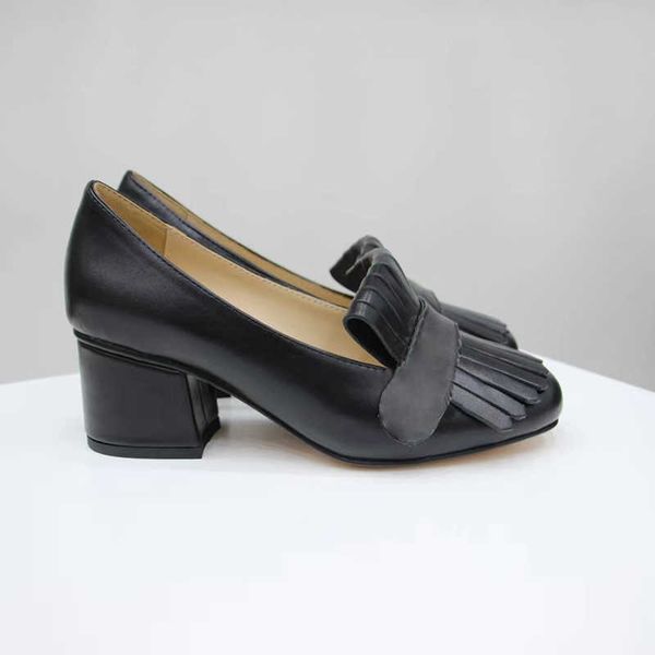 luxury designer shoes marmont pumps women embroidered leather mid-heel pump bees and stars fold over fringe detail wedding party shoes us11, Black
luxury designer shoes marmont pumps women embroidered leather mid-heel pump bees and stars fold over fringe detail wedding party shoes us11, Black