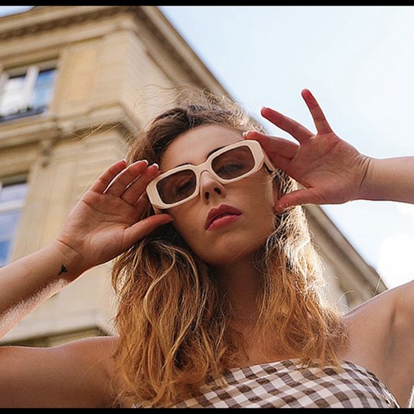 glasses mens sunglasses classic eyeglasses goggle outdoor beach new designer sun glasses for man woman optional triangular signature leader, White;black
glasses mens sunglasses classic eyeglasses goggle outdoor beach new designer sun glasses for man woman optional triangular signature leader, White;black