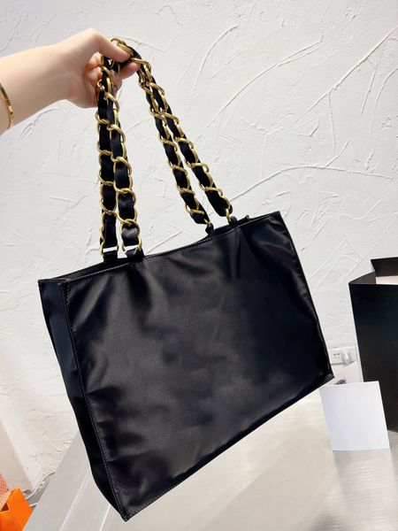 nylon luxuries designer women bag wallet fashion shopping bag one shoulder bag luxury handbag tote crossbody bag chain leather
nylon luxuries designer women bag wallet fashion shopping bag one shoulder bag luxury handbag tote crossbody bag chain leather