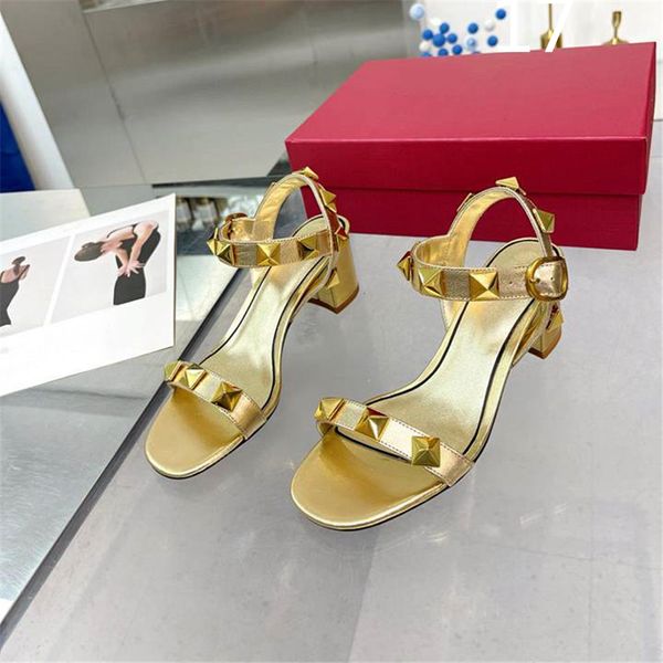 flat valentinolies fashion dress shoes women business leather high heel metal buckle letter casual wedding party shoes 04-08, Black
flat valentinolies fashion dress shoes women business leather high heel metal buckle letter casual wedding party shoes 04-08, Black
