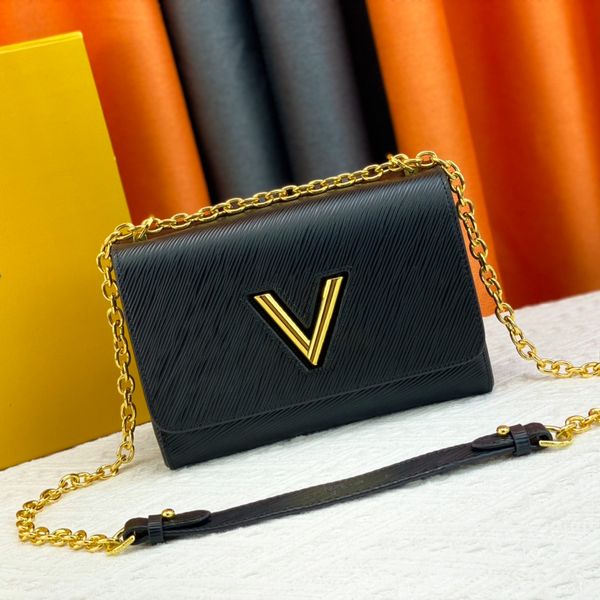 the new twist epi shoulder pochette bag m50282 twists luxurys designer women's mens tote handbag gold chain water ripple metal letter l
the new twist epi shoulder pochette bag m50282 twists luxurys designer women's mens tote handbag gold chain water ripple metal letter l