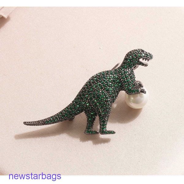 manufacturer gift wholesale sun cloud personalized delicate microinlaid green dinosaur brooch aggressive animal for men and women, Gray
manufacturer gift wholesale sun cloud personalized delicate microinlaid green dinosaur brooch aggressive animal for men and women, Gray