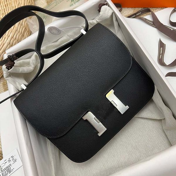 luxurys designers bags women handbag crossbody bag shoulder lady wallet simple versatile metal letter leather solid leather handbags stylish
luxurys designers bags women handbag crossbody bag shoulder lady wallet simple versatile metal letter leather solid leather handbags stylish