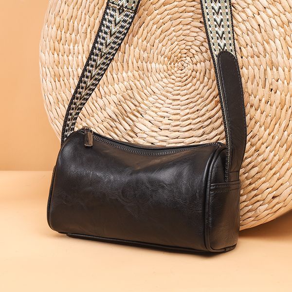 evening bags 100 cowhide boston bag women's luxury designer single shoulder bag handbags fashion texture wide strap messenger 230109
evening bags 100 cowhide boston bag women's luxury designer single shoulder bag handbags fashion texture wide strap messenger 230109