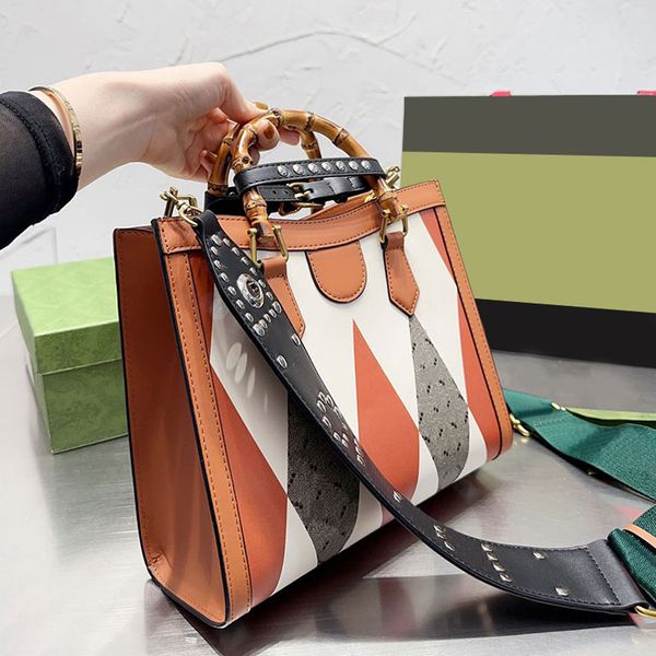 diana bamboo handbag tote bag women crossbody shoulder bags genuine leather fashion letters removable wide strap rivet gold hardware red gre
diana bamboo handbag tote bag women crossbody shoulder bags genuine leather fashion letters removable wide strap rivet gold hardware red gre